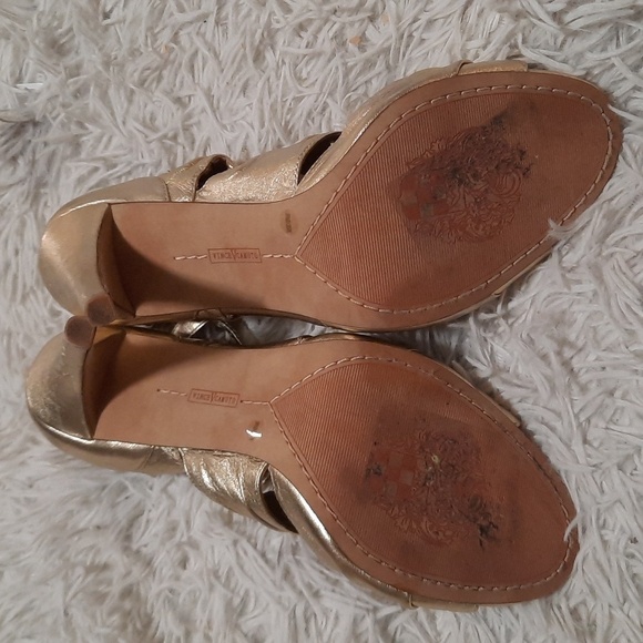 Vince Camuto Shoes - Picture 4 of 11